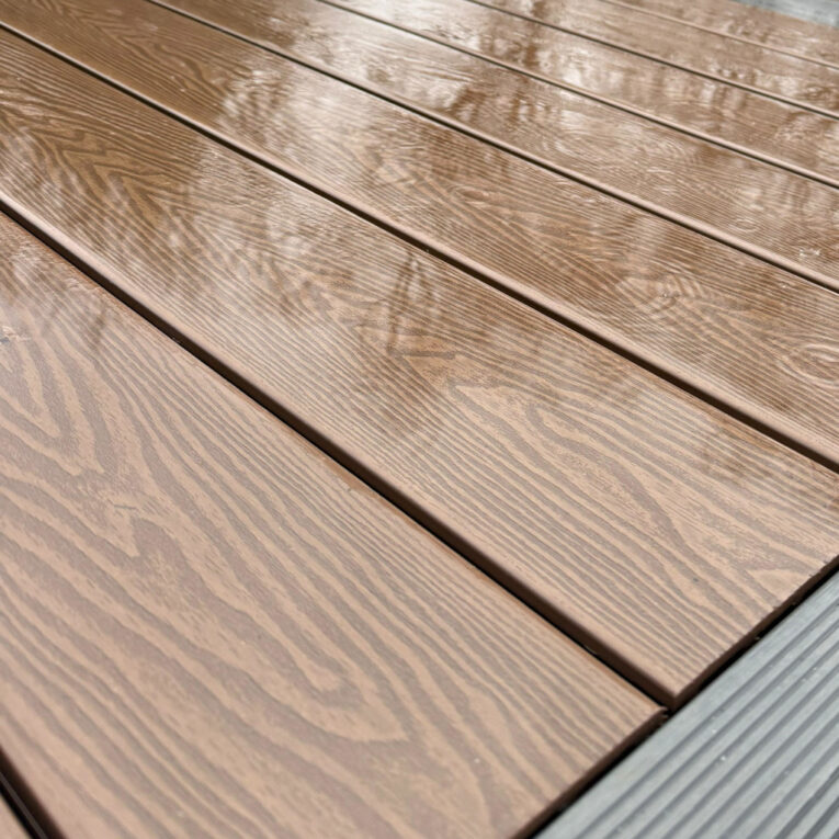 decking_up_close